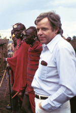 Peter Huebner mit Massai-Kriegern
